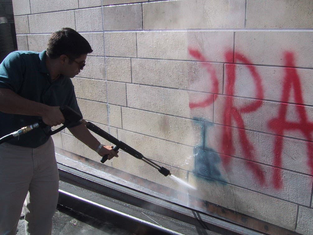 Graffiti Remover Techniques: Say Goodbye to Unwanted Art